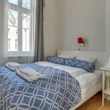 Lion - Scandi Ii Apartment